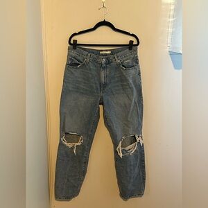 ‘94 Baggy Levi Jeans— Women